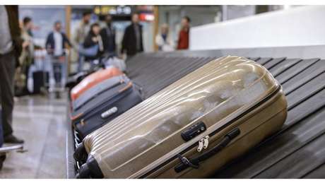 Além de emergências médicas, seguro-viagem também pode ajudar turista em casos de extravio de bagagem
