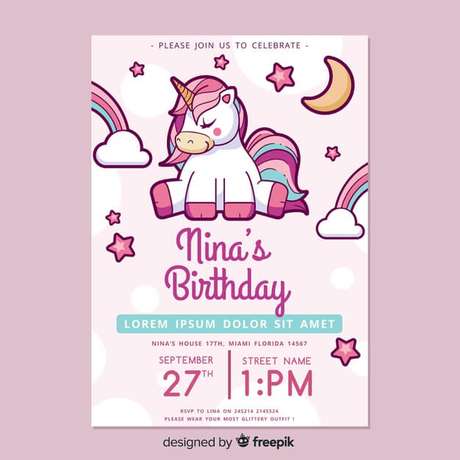 45. Convite de aniversário infantil de unicórnios – Foto: Freepik 45. Convite de aniversário infantil de unicórnios – Foto: Freepik