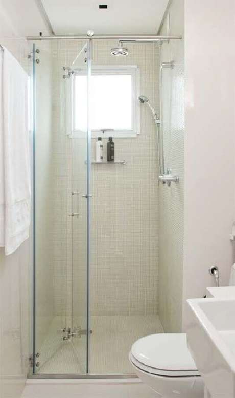 34. Decoração simples para banheiro pequeno de apartamento – Foto: Arquitrecos 34. Decoração simples para banheiro pequeno de apartamento – Foto: Arquitrecos