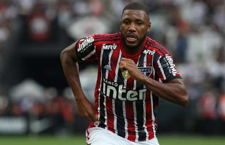 Jucilei está próximo de acertar com o Vasco - FOTO: Rubens Chiri/saopaulofc.net Jucilei está próximo de acertar com o Vasco - FOTO: Rubens Chiri/saopaulofc.net