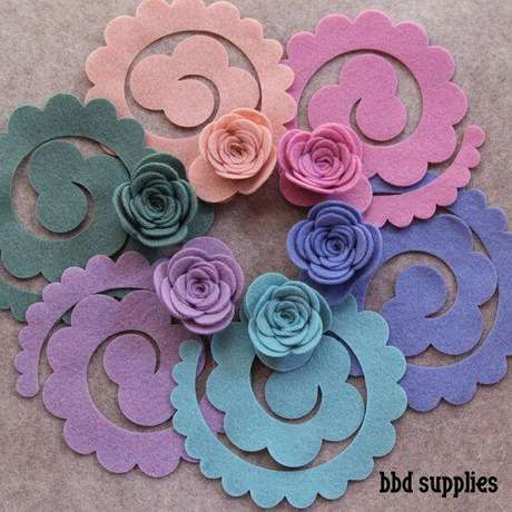 14. Molde de flor de feltro simples e linda – Via: Pinterest 14. Molde de flor de feltro simples e linda – Via: Pinterest