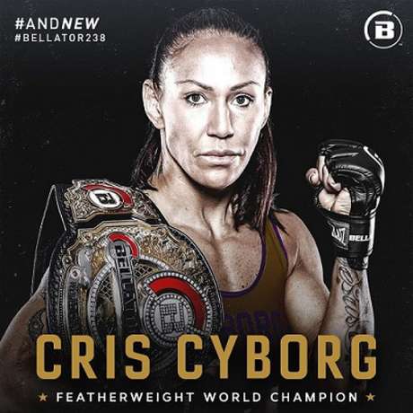 Cris Cyborg se tornou campeã pela quarta organização de MMA diferente (Foto: Divulgação) Cris Cyborg se tornou campeã pela quarta organização de MMA diferente (Foto: Divulgação)