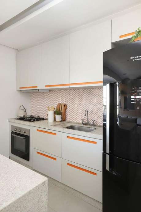73. Cores para cozinha com branco e laranja – Via: Studio Canto Arquitetura 73. Cores para cozinha com branco e laranja – Via: Studio Canto Arquitetura