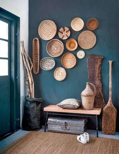 64. Paredes decoradas com parede azul – Via: Casa Claudia