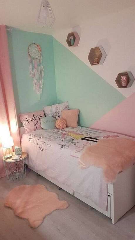 2. Modelos de quarto com paredes coloridas são lindos e não precisam de um grande orçamento para a reforma – Foto: Pinterest 2. Modelos de quarto com paredes coloridas são lindos e não precisam de um grande orçamento para a reforma – Foto: Pinterest