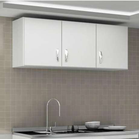 96. Armário de cozinha 3 portas – Via: Pinterest 96. Armário de cozinha 3 portas – Via: Pinterest