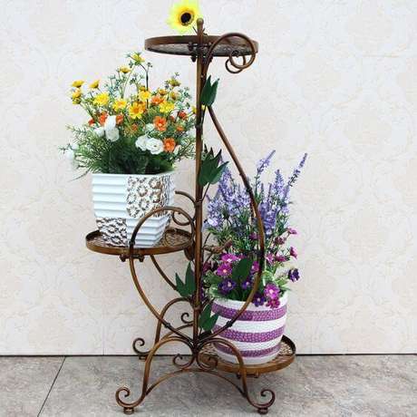 57. Floreira de ferro para decorar a casa – Via: Aliexpress 57. Floreira de ferro para decorar a casa – Via: Aliexpress