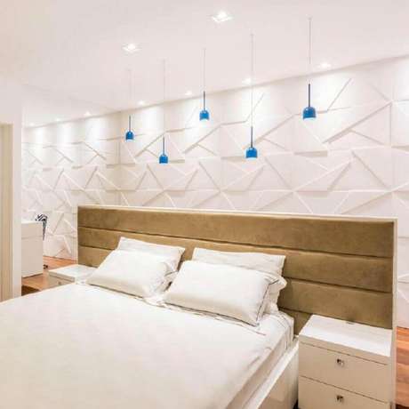 75. Revestimento 3D para decoração de quarto branco – Foto: Arquitetura Essencial 75. Revestimento 3D para decoração de quarto branco – Foto: Arquitetura Essencial