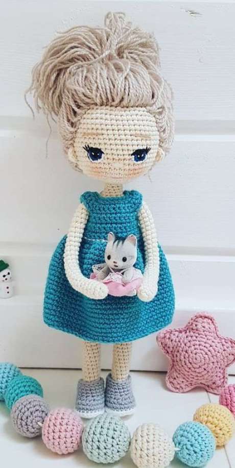 37. A boneca de amigurumi é mais delicada que os modelos tradicionais. Foto: Crochê e Amigurumi 37. A boneca de amigurumi é mais delicada que os modelos tradicionais. Foto: Crochê e Amigurumi