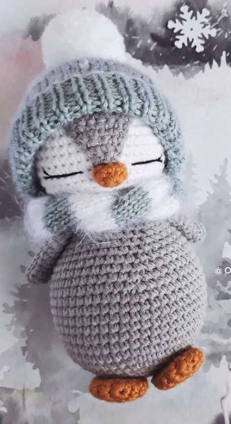 78. Este lindo pinguim brinca com o amigurumi em toda sua estrutura. Foto: World Celebrities 78. Este lindo pinguim brinca com o amigurumi em toda sua estrutura. Foto: World Celebrities