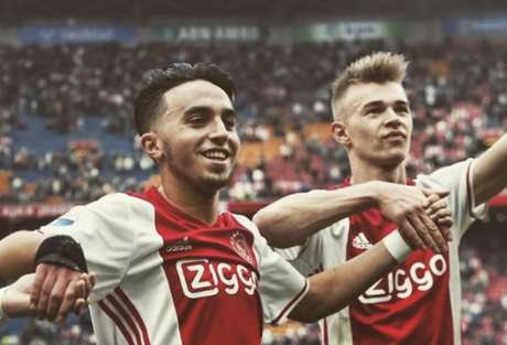 Depois de três anos, Abdelhak Nouri está acordado Reprodução/ Instagram Depois de três anos, Abdelhak Nouri está acordado Reprodução/ Instagram
