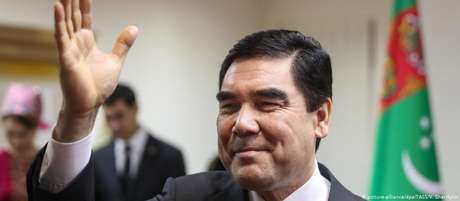 O ditador Gurbanguly Berdimuhamedow, dentista por formação, está no poder desde 2007 O ditador Gurbanguly Berdimuhamedow, dentista por formação, está no poder desde 2007