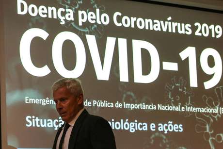 O secretário-executivo do Ministério da Saúde, João Gabbardo dos Reis, durante evento de divulgação de dados sobre o novo coronavírus.