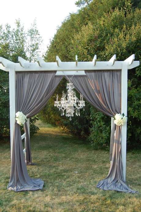 31. Prendedor de cortina com flores – Via: Pinterest 31. Prendedor de cortina com flores – Via: Pinterest