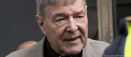 Pell descreveu anulação de sua sentença como um remédio para a "grave injustiça" que viveu Pell descreveu anulação de sua sentença como um remédio para a "grave injustiça" que viveu