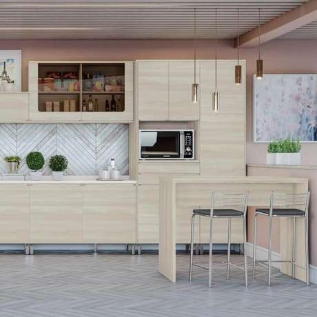 48. Decoração para cozinha modulada com bancada de madeira – Foto: Dicas Decor 48. Decoração para cozinha modulada com bancada de madeira – Foto: Dicas Decor