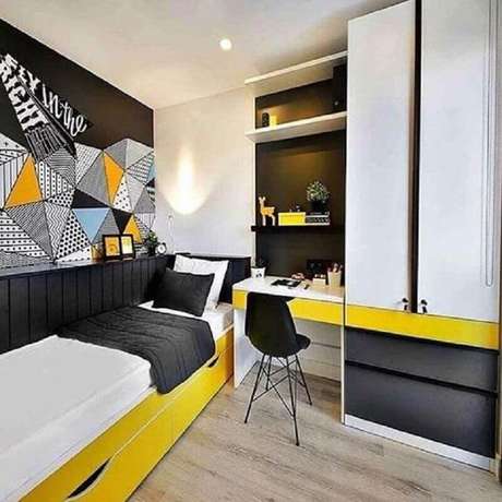 20. Cantinho de estudo no quarto masculino com decoração moderna – Foto: Pinterest 20. Cantinho de estudo no quarto masculino com decoração moderna – Foto: Pinterest