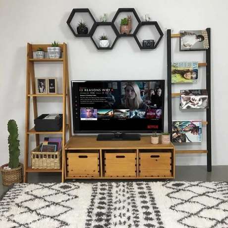 11. Nicho de colmeia em uma sala criativa é uma escolha incrível – Foto: Tadah 11. Nicho de colmeia em uma sala criativa é uma escolha incrível – Foto: Tadah
