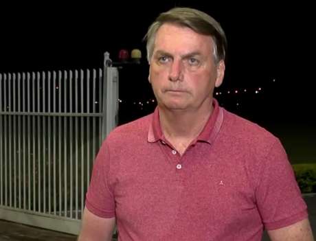 Jair Bolsonaro is in favor of the return of soccer in Brazil (Replay / CNN)