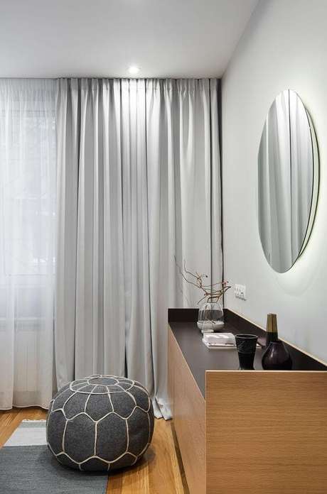 30. Cortineiro de gesso cinza no quarto infantil – Via: Pinterest 30. Cortineiro de gesso cinza no quarto infantil – Via: Pinterest