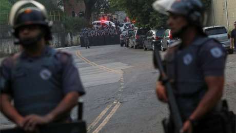 O roubo de armas apreendidas joga por terra o trabalho da polícia, que realiza operações para retirá-las de circulação