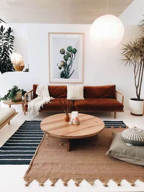 9. Você já pensou em usar dois modelos de tapete diferentes em um mesmo ambiente? Pode ser bem interessante – Foto: Frenchy Fancy