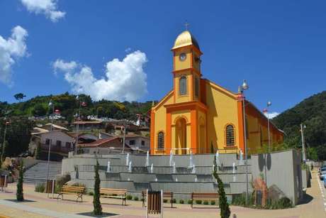 Santo Antônio do Pinhal registra mortes por covid-19