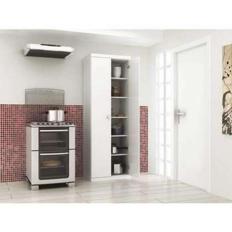 29. Decoração simples com armário multiuso grande 2 portas para cozinha – Foto: Tecnomobili 29. Decoração simples com armário multiuso grande 2 portas para cozinha – Foto: Tecnomobili