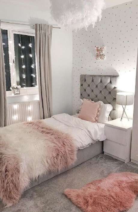 36. Invista em uma bela cabeceira de cama na decoração de quartos bonitos e aconchegantes – Foto: Home Decor 36. Invista em uma bela cabeceira de cama na decoração de quartos bonitos e aconchegantes – Foto: Home Decor
