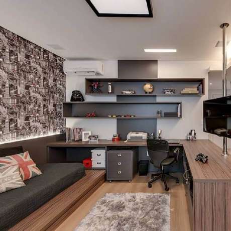 60. Quartos bonitos planejados com bancada de estudos – Foto: Home Fashion Trend 60. Quartos bonitos planejados com bancada de estudos – Foto: Home Fashion Trend