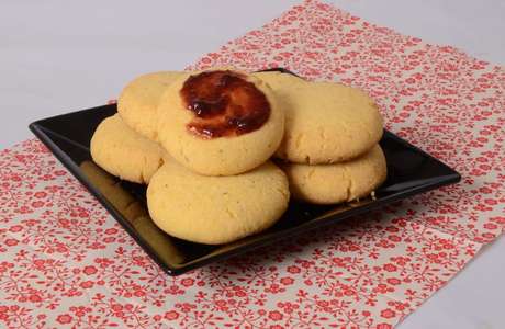 Guia da Cozinha - 8 Receitas deliciosas de broa de fubá para provar no café da tarde Guia da Cozinha - 8 Receitas deliciosas de broa de fubá para provar no café da tarde