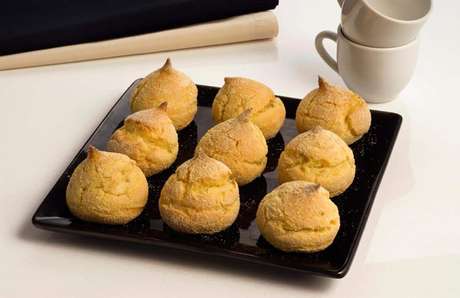 Guia da Cozinha - 8 Receitas deliciosas de broa de fubá para provar no café da tarde Guia da Cozinha - 8 Receitas deliciosas de broa de fubá para provar no café da tarde