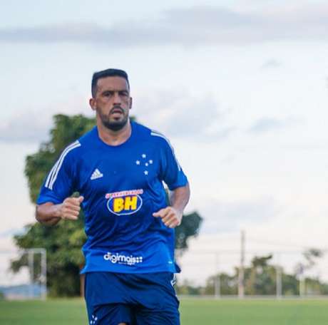 Edílson era um dos remanescentes do elenco de 2019 e seria uma das peças de experiência para jogar a Série B-(Vinnicius Silva/Cruzeiro) Edílson era um dos remanescentes do elenco de 2019 e seria uma das peças de experiência para jogar a Série B-(Vinnicius Silva/Cruzeiro)