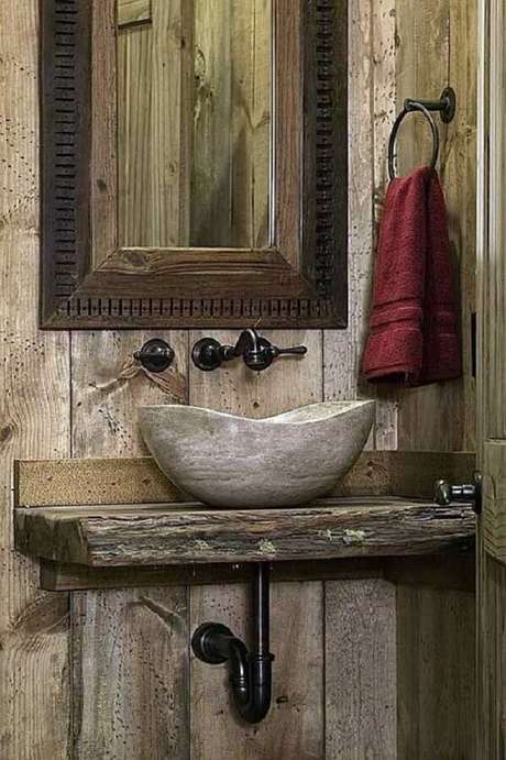 19. Bancada e cuba rústica para banheiro simples – Foto: Sua Decoração 19. Bancada e cuba rústica para banheiro simples – Foto: Sua Decoração