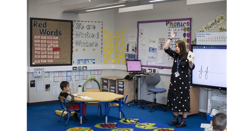 Em algumas escolas britânicas, menos da metade dos alunos esperados apareceram no primeiro dia de volta às aulas Em algumas escolas britânicas, menos da metade dos alunos esperados apareceram no primeiro dia de volta às aulas