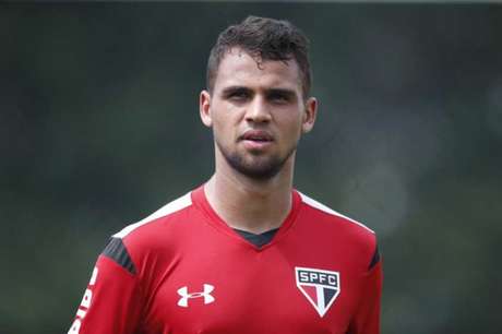Lucão foi revelado pelo São Paulo e deixou o clube em baixa com a torcida (Foto: Ari Ferreira/Lancepress!) Lucão foi revelado pelo São Paulo e deixou o clube em baixa com a torcida (Foto: Ari Ferreira/Lancepress!)