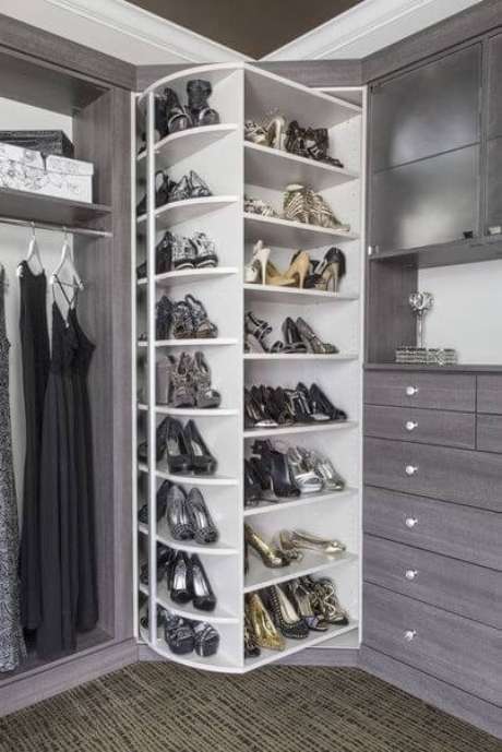Sapateira de Canto: +45 Modelos Funcionais para Organizar seus Sapatos
