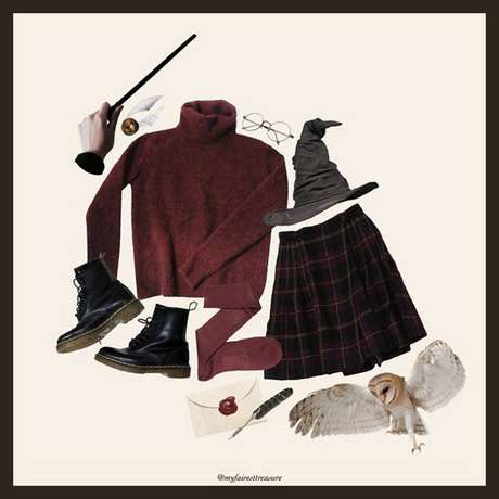 Utensílios inspirados em Harry Potter que estão na conta 'MyFairestTreasure' do Instagram, administrada pelos cultuadores do grupo Dark Academia. Utensílios inspirados em Harry Potter que estão na conta 'MyFairestTreasure' do Instagram, administrada pelos cultuadores do grupo Dark Academia.