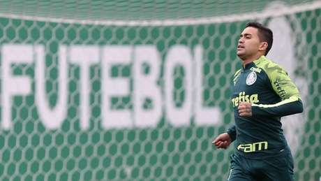 Dudu deve assinar contrato com o Al Duhail nesta quarta-feira e encerrar um período turbulento (Agência Palmeiras) Dudu deve assinar contrato com o Al Duhail nesta quarta-feira e encerrar um período turbulento (Agência Palmeiras)