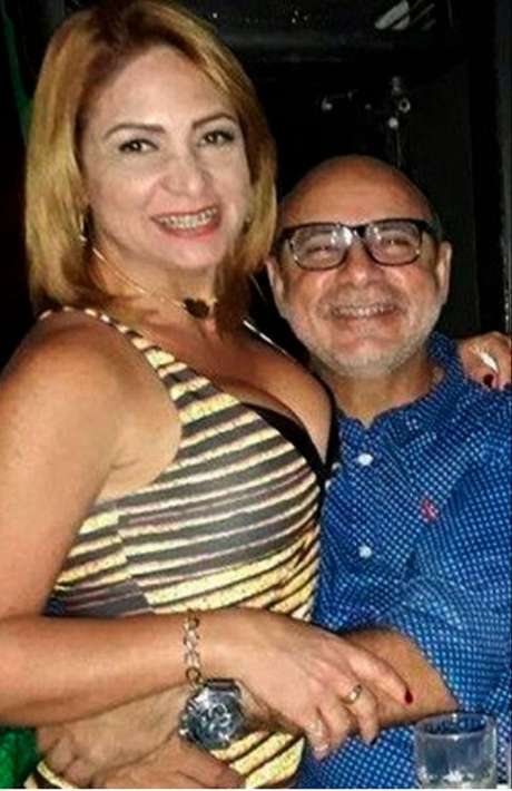 Casal. Márcia, foragida da Justiça desde o dia 18, e Queiroz, que está preso em Bangu 8 Casal. Márcia, foragida da Justiça desde o dia 18, e Queiroz, que está preso em Bangu 8