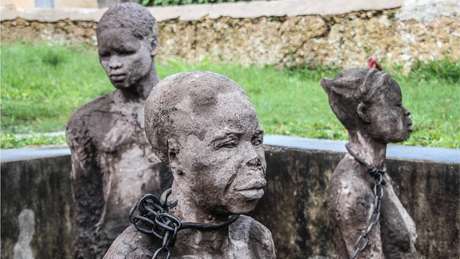Africanos escravizados tiveram roubadas sua liberdade, identidade e cultura