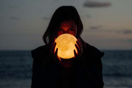 As mudanças trazidas pela lua nova As mudanças trazidas pela lua nova