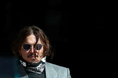 Johnny Depp foi vítima da "agressora" Amber Heard, diz ...