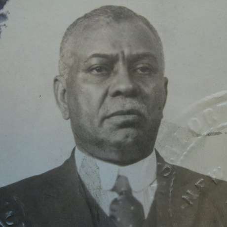 William Ellis em uma foto de passaporte de 1919 William Ellis em uma foto de passaporte de 1919