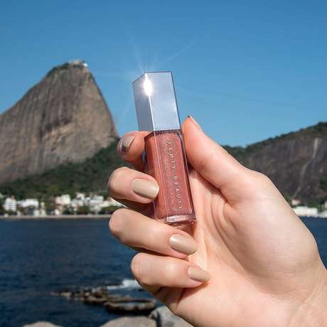 Fenty Beauty já tem data para chegar ao Brasil: 18 de agosto Fenty Beauty já tem data para chegar ao Brasil: 18 de agosto