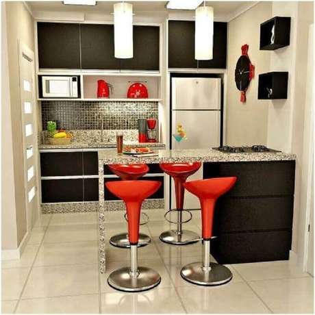 1. Saiba como escolher a bancada para cozinha pequena ideal para sua casa – Foto: Pinterest 1. Saiba como escolher a bancada para cozinha pequena ideal para sua casa – Foto: Pinterest
