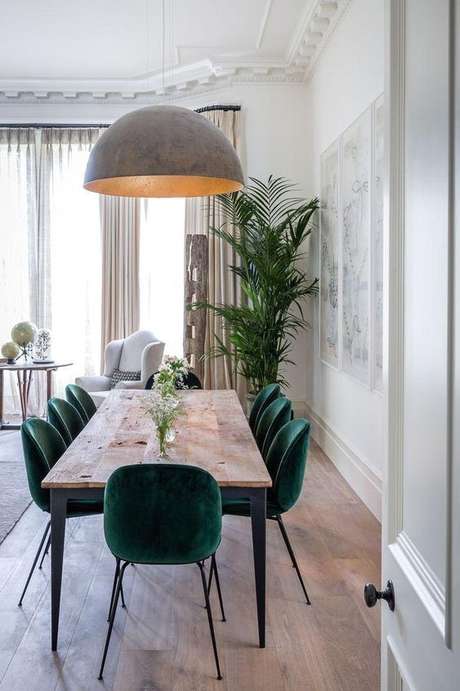 25. Mesa pé palito com cadeira verde – Via: Pinterest 25. Mesa pé palito com cadeira verde – Via: Pinterest
