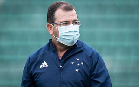 Enderson estava sendo muito pressionado pelos resutados ruins do time mineiro na Série B-(Foto: Gustavo Aleixo/Cruzeiro) Enderson estava sendo muito pressionado pelos resutados ruins do time mineiro na Série B-(Foto: Gustavo Aleixo/Cruzeiro)