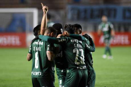 Jogadores do Palmeiras comemoram na vitória (Divulgação/Libertadores) Jogadores do Palmeiras comemoram na vitória (Divulgação/Libertadores)