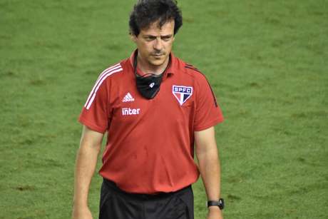 Diniz não vive um bom momento no São Paulo (Foto: Jota Erre/Photo Premium) Diniz não vive um bom momento no São Paulo (Foto: Jota Erre/Photo Premium)